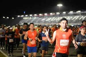 BIB: 21666, 25785, 28273
                            <button type="button" onclick="openModal(10696904)" class="btn btn-primary btn-sm float-right btn-popup" data-toggle="modal" data-target=".modal-high-quality">
                        <i class="fas fa-shopping-cart"></i> Add to Cart
                    </button>
                                            <button type="button" onclick="isThisMe(10696904, true)" class="btn btn-success btn-sm float-right btn-popup btn-isme hidden" data-toggle="tooltip" data-placement="bottom" title="นี่คือรูปของคุณใช่ไหม คลิกที่นี่เพื่อเอาเข้าอัลบั้ม">
                        <i class="fas fa-plus"></i> Add to album
                    </button>
                    <button type="button" onclick="isThisMe(10696904, false)" class="btn btn-warning btn-sm float-right btn-popup btn-isnotme hidden">
                        <i class="fas fa-ban"></i> Remove from album
                    </button>